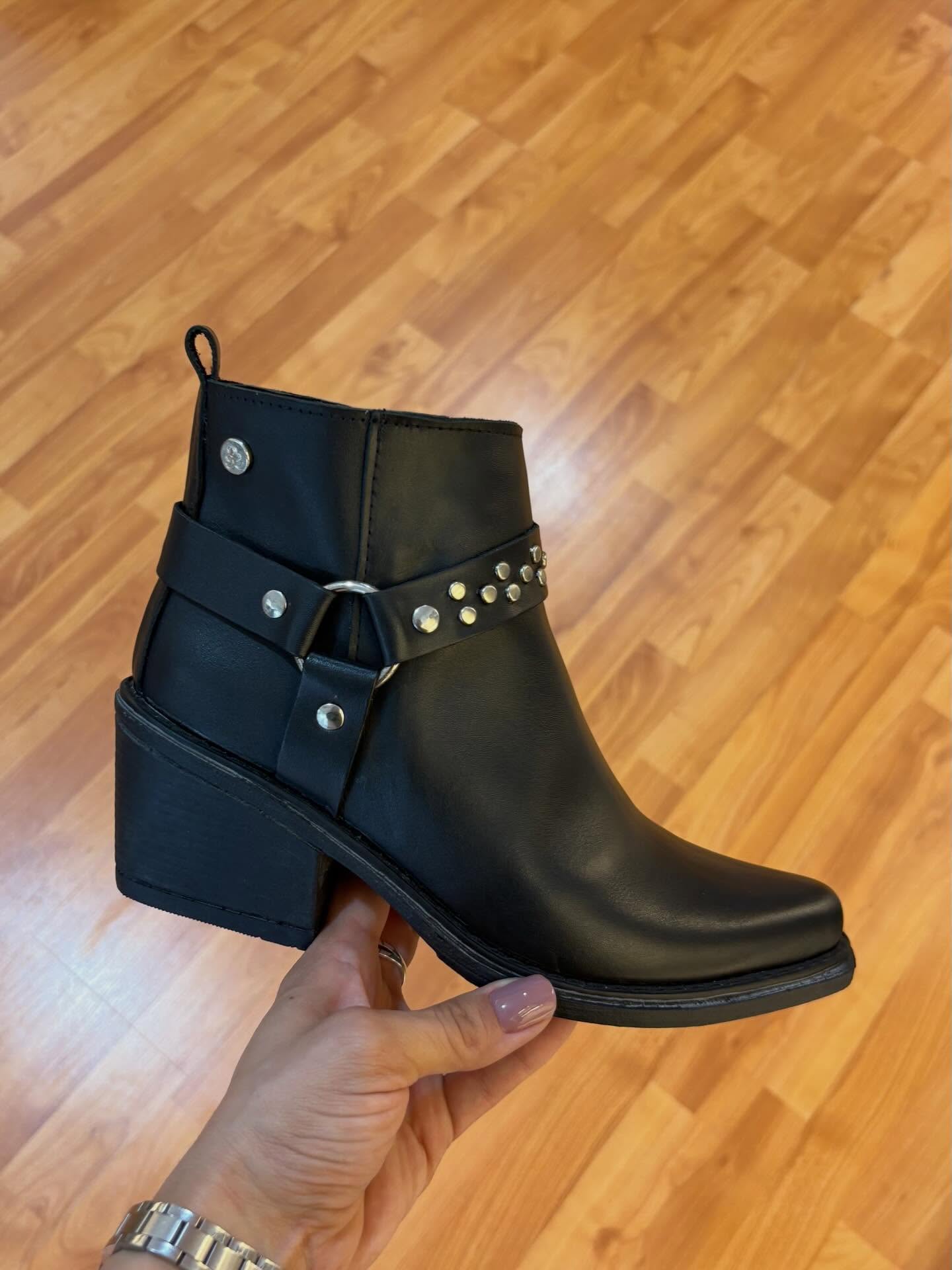 Botas "VERNA"